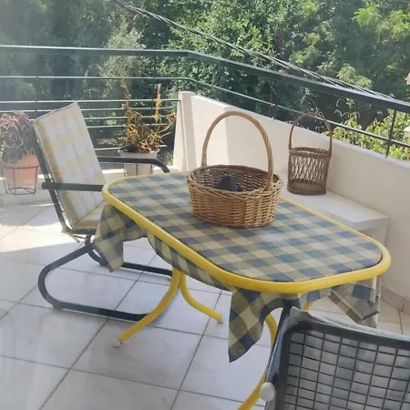 Apartment Big,smart & Comfort, Automated In ! Kalamata