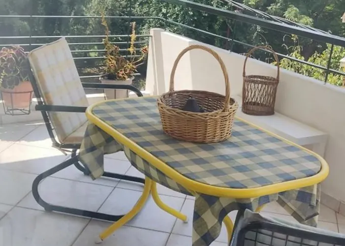 Apartment Big,smart & Comfort, Automated In ! Kalamata